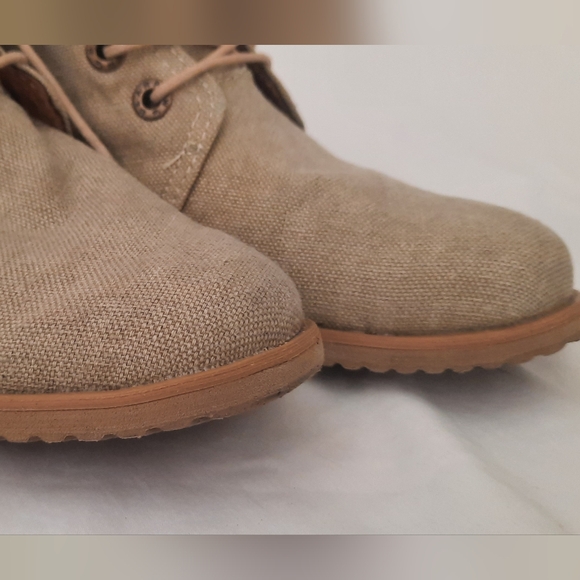 BearPaw Lace Up Bootie Shoes Size 9 - Picture 3 of 7